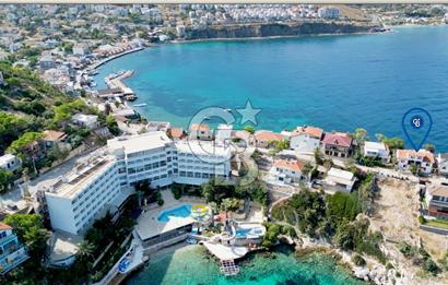 KARABURUN İSKELEDE DENİZE SIFIR 5+2 SATILIK MÜSTAKİL TRİPLEKS EV