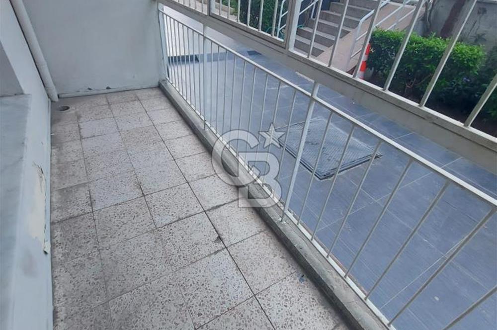 Bornova Merkeze Yakın Site İçi Satılık 3+1 Daire