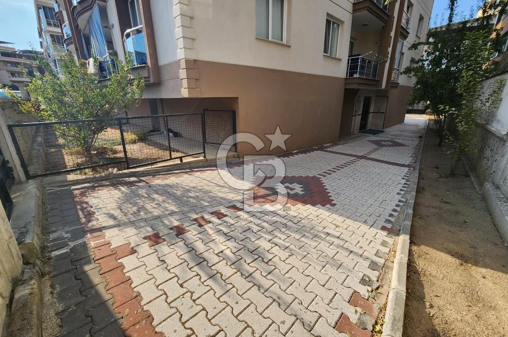 MENEMEN UĞURMUMCU İZBAN HASTANE YAKINI ARA KAT 3+1 SATILIK DAİRE