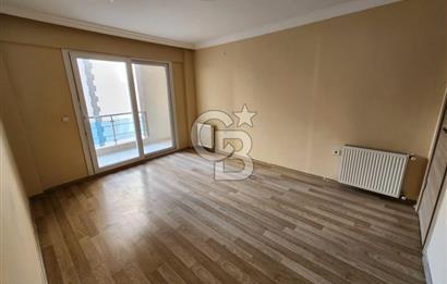 MENEMEN UĞURMUMCU İZBAN HASTANE YAKINI ARA KAT 3+1 SATILIK DAİRE