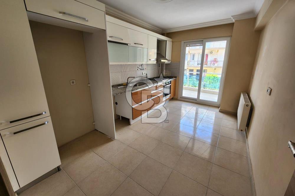 MENEMEN UĞURMUMCU İZBAN HASTANE YAKINI ARA KAT 3+1 SATILIK DAİRE