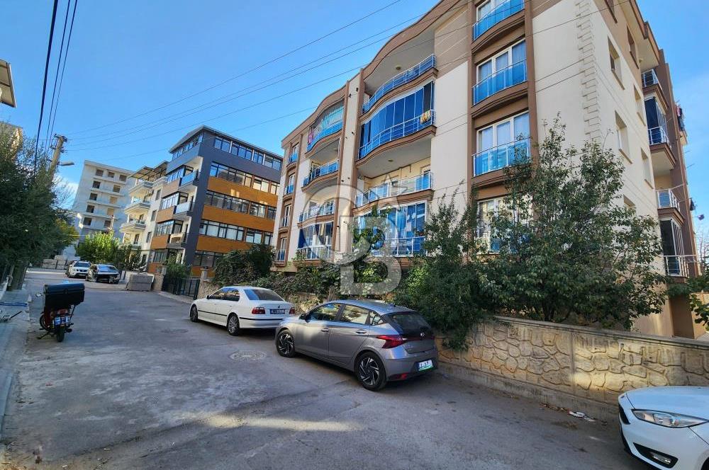 MENEMEN UĞURMUMCU İZBAN HASTANE YAKINI ARA KAT 3+1 SATILIK DAİRE