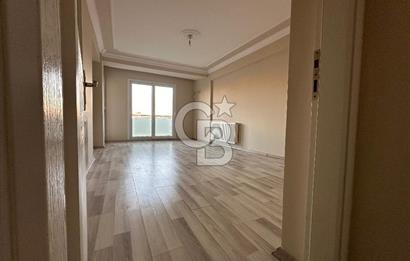 KARŞIYAKA ŞEMİKLER MERKEZ'DE 120 M2 2+1 KİRALIK FERAH DAİRE