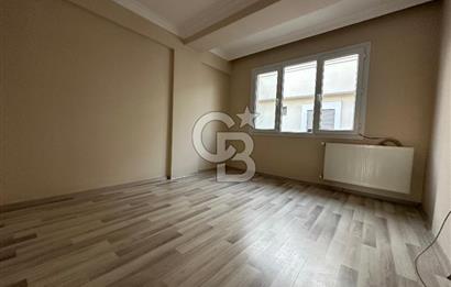 KARŞIYAKA ŞEMİKLER MERKEZ'DE 120 M2 2+1 KİRALIK FERAH DAİRE