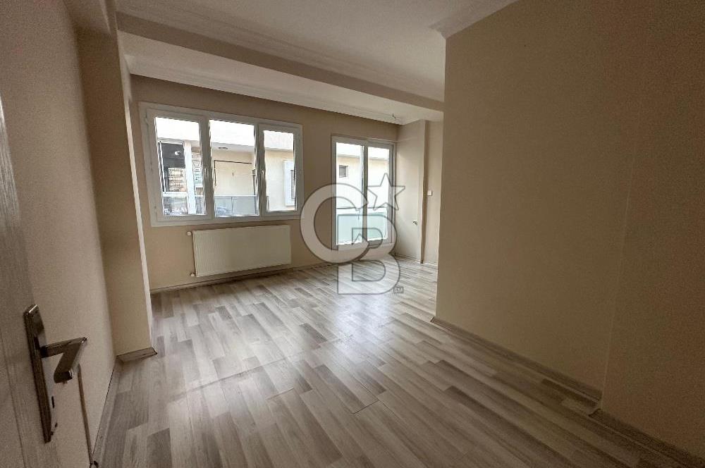 KARŞIYAKA ŞEMİKLER MERKEZ'DE 120 M2 2+1 KİRALIK FERAH DAİRE