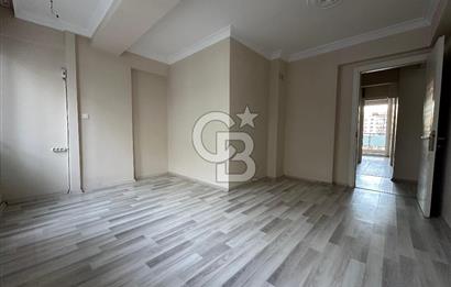 KARŞIYAKA ŞEMİKLER MERKEZ'DE 120 M2 2+1 KİRALIK FERAH DAİRE