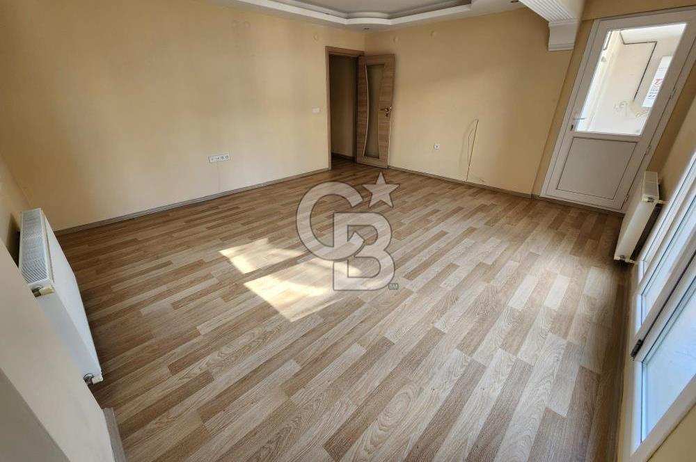 MENEMEN UĞURMUMCU İZBAN HASTANE YAKINI ARA KAT 3+1 SATILIK DAİRE