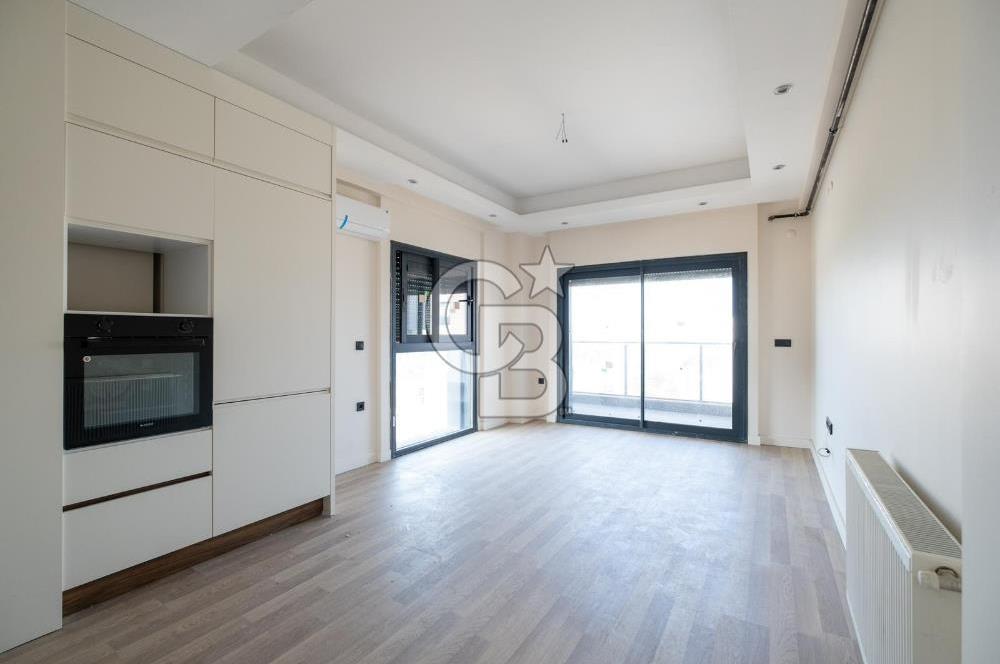 MENDERES CADDE ÜZERİNDE SIFIR 2+1 DAİRE