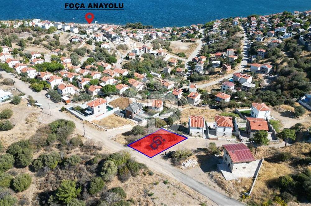 YENİFOÇA’DA DENİZ MANZARALI KÖŞE ARSA