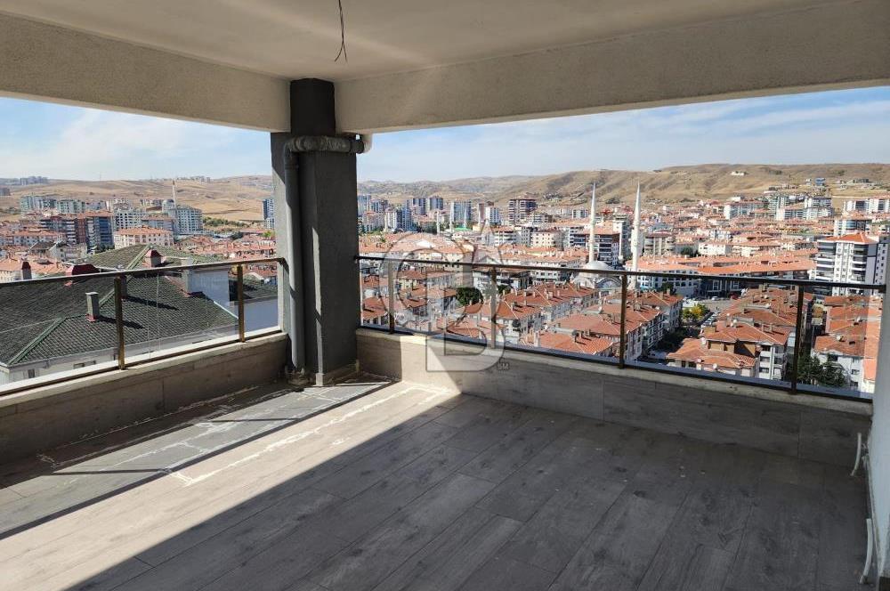 PROTOKOL YOLU ÜZERİNDE , SİTE İÇİ SIFIR 4+1 SATILIK DAİRE