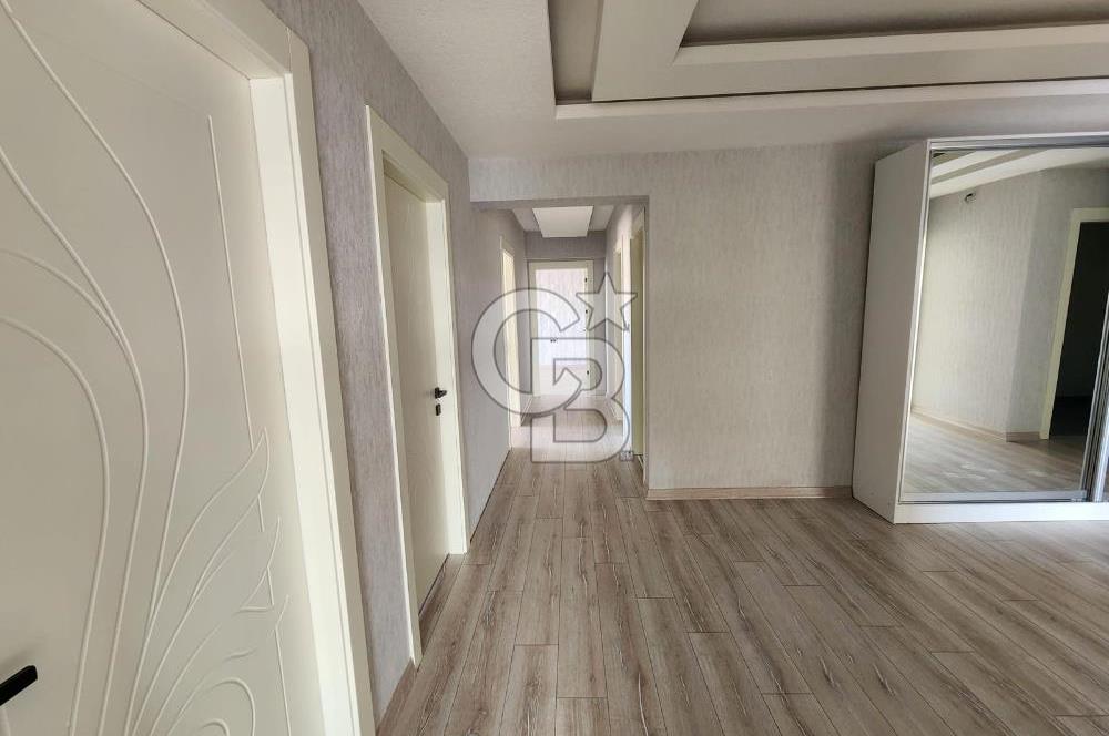 PROTOKOL YOLU ÜZERİNDE , SİTE İÇİ SIFIR 4+1 SATILIK DAİRE