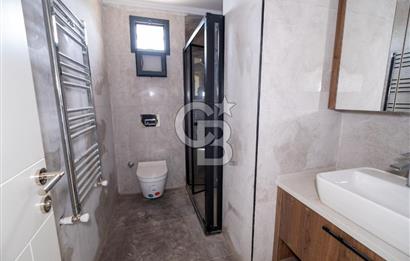 MENDERES CADDE ÜZERİNDE SIFIR 2+1 DAİRE