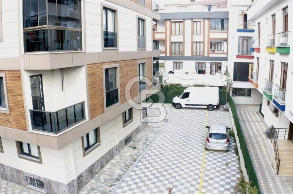 Arnavutköy Mavi göl mah Satılık 2+1 Daire AÇIK OTOPARK MEVCUT