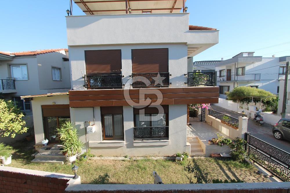 İzmir Güzelbahçe ‘de Satılık Villa Özel okullar bölgesinde