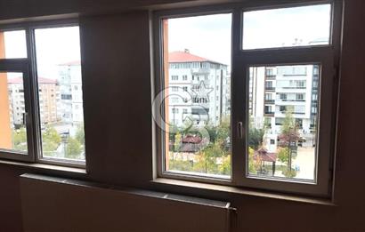 CB ATA'DAN ERZURUM KAYAKYOLU SİTE İÇİNDE GENİŞ 3+1 SATILIK DAİRE