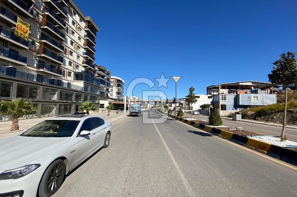 İzmir Menemen North City’de Teraslı Satılık 3+1 Daire