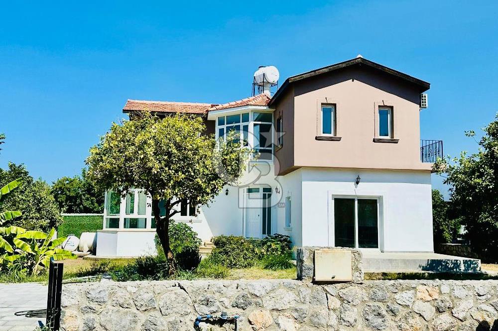 Kıbrıs Girne Alsancak Bölgesinde Satılık 3+1 Müstakil Villa