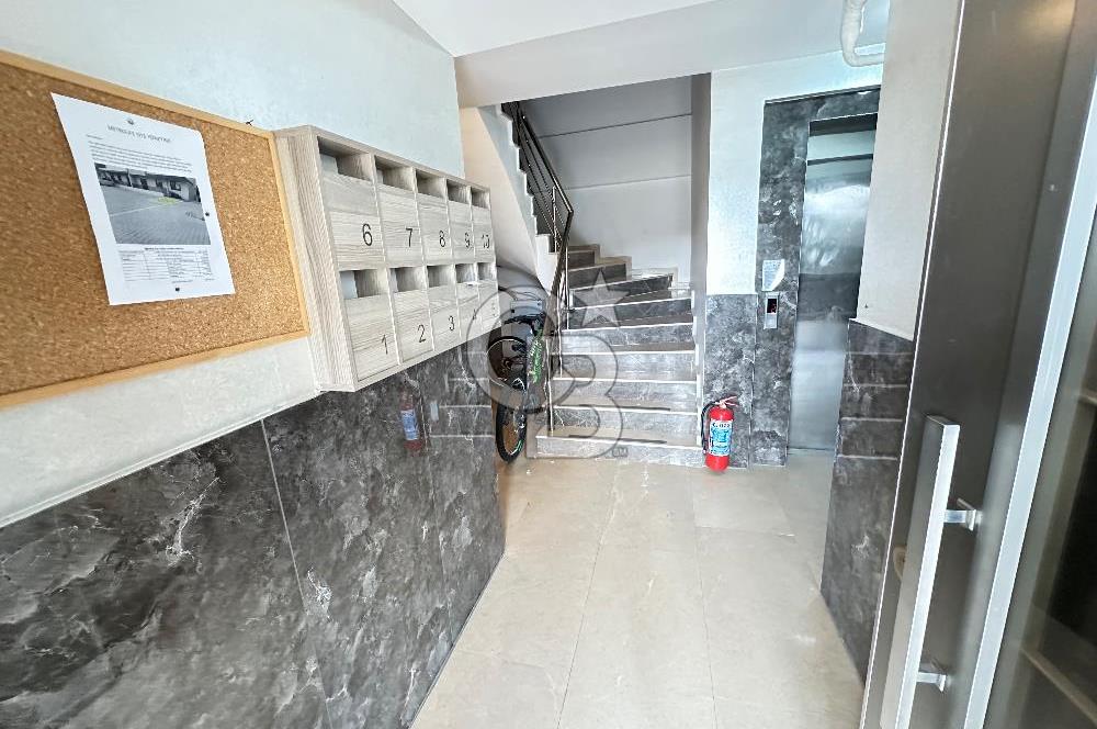 BERGAMA'DA METRO LİFE SİTESİNDE SATILIK SIFIR 3+1 DAİRE