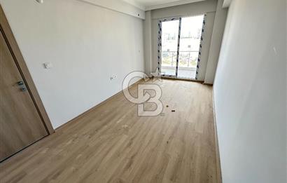 MENEMEN KOYUNDERE'DE HAVUZLU SİTEDE SATILIK 3+1 DAİRE