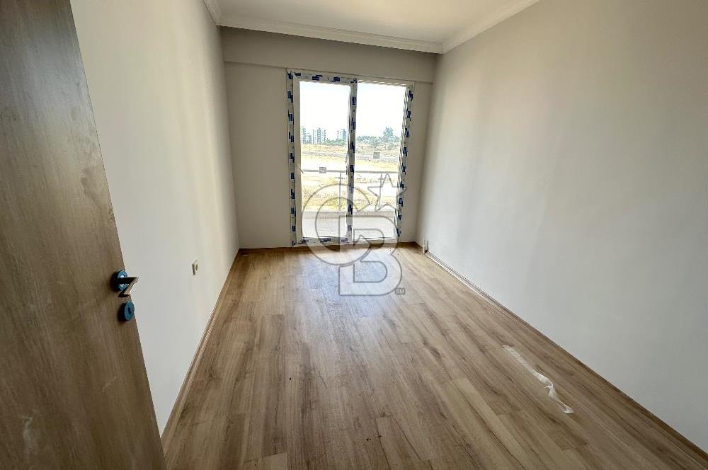 MENEMEN KOYUNDERE'DE HAVUZLU SİTEDE SATILIK 3+1 DAİRE