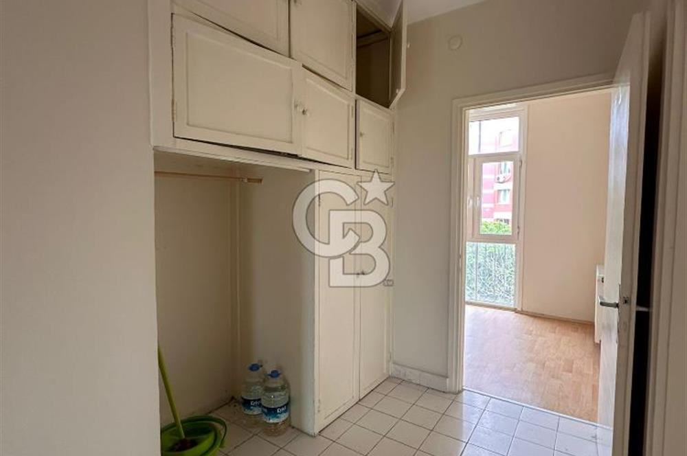 Etiler Petrol Sitesi 2+1 Ara Kat Satılık Daire