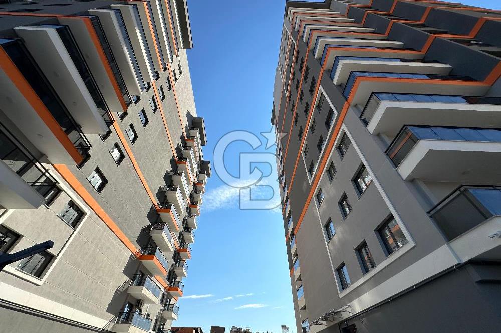 BORNOVA BARBAROS MAH. TUVAL YAPI ARAKAT  1+1 50 M2 KİRALIK DAİRE