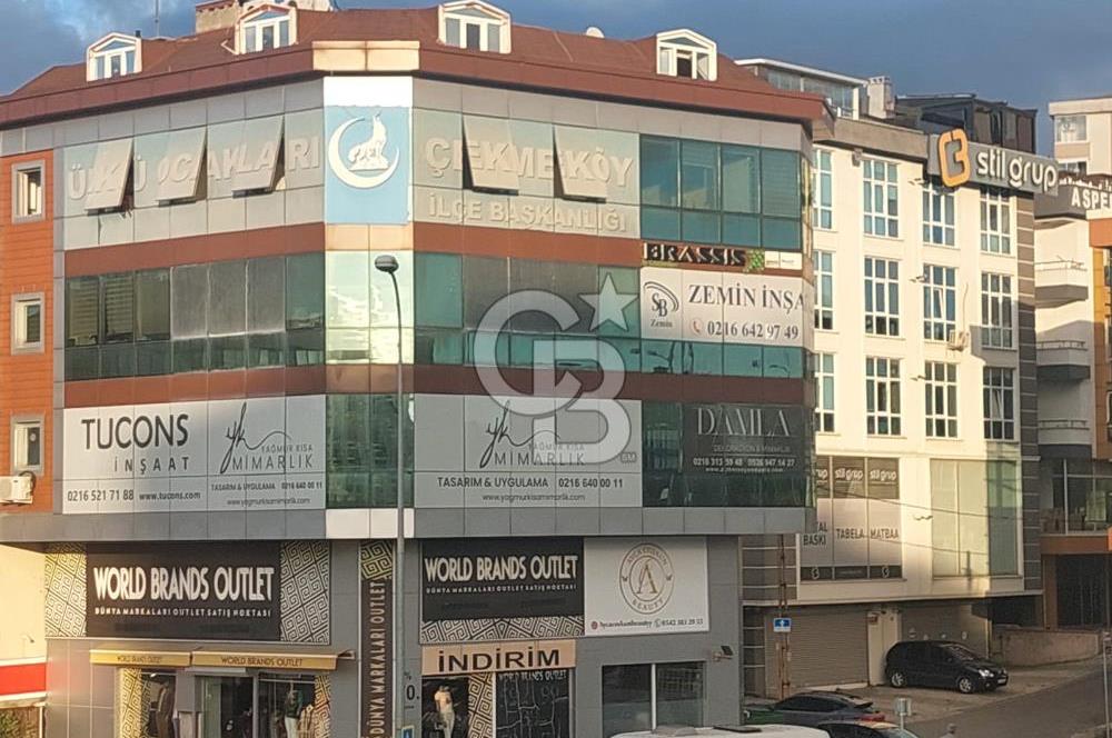 ÇEKMEKÖY MİMARSİNAN MAHALLESİNDE SATILIK KİRACILI PLAZA