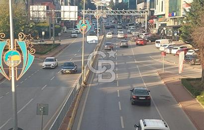 ÇEKMEKÖY MİMARSİNAN MAHALLESİNDE SATILIK KİRACILI PLAZA