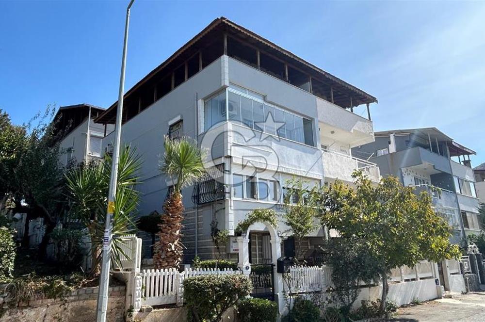 4+1 Villa for Rent with Sea View