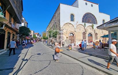 Çeşme Çarşıda, Merkezi Konumda, 17 Odalı, Fırsat, Satılık Butik Otel