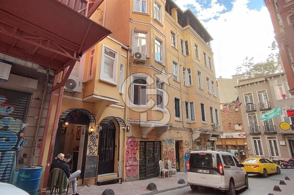 BEYOĞLU - FİRUZAĞA’DA  DEVREN SATILIK CAFE