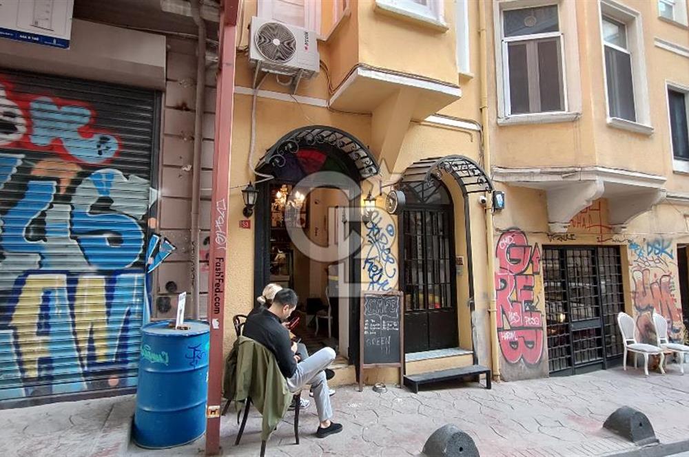 BEYOĞLU - FİRUZAĞA’DA  DEVREN SATILIK CAFE