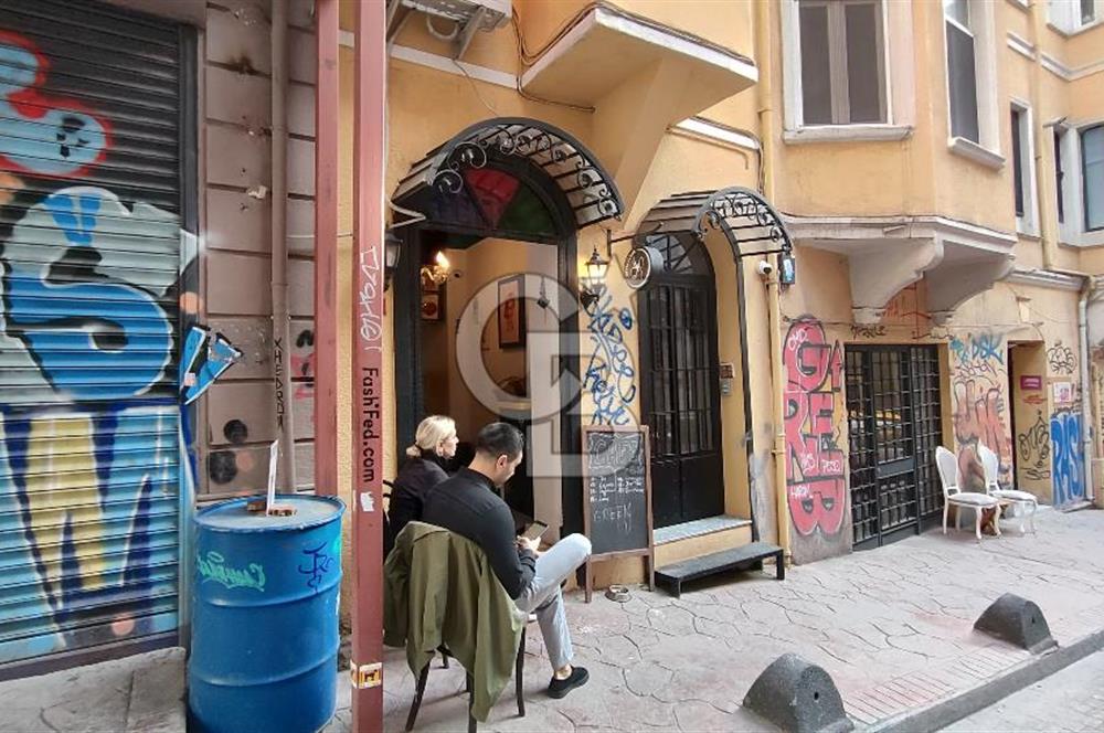 BEYOĞLU - FİRUZAĞA’DA  DEVREN SATILIK CAFE