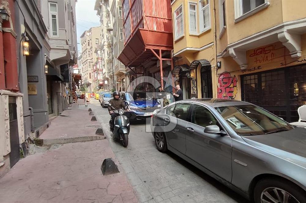 BEYOĞLU - FİRUZAĞA’DA  DEVREN SATILIK CAFE