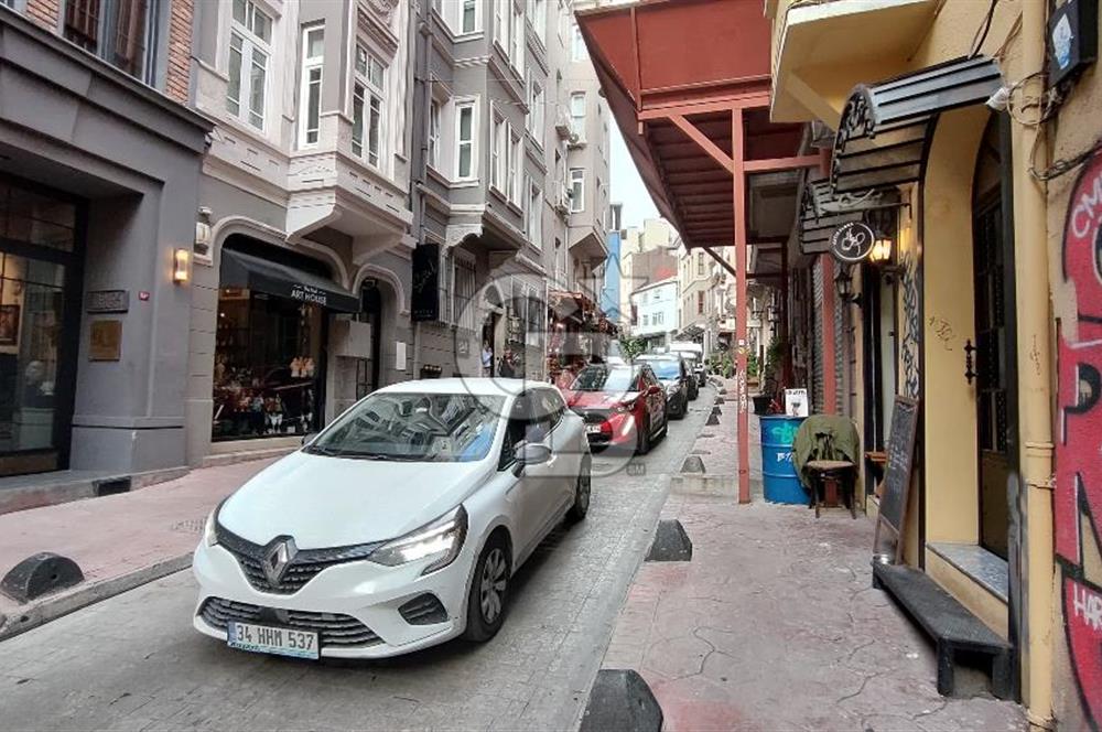 BEYOĞLU - FİRUZAĞA’DA  DEVREN SATILIK CAFE