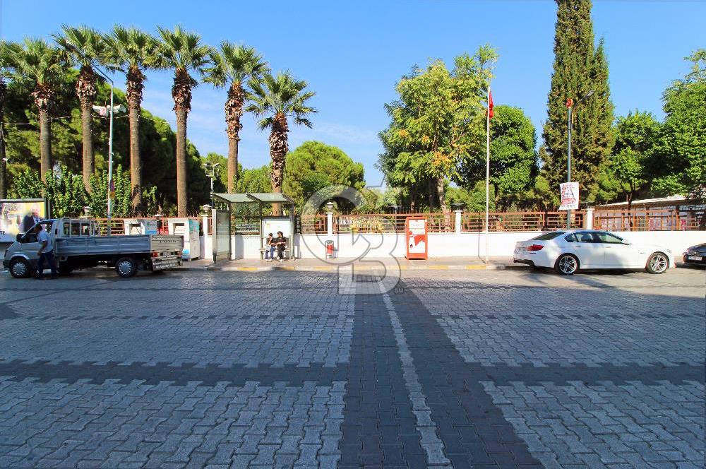 Atatürk Caddesi Üzerinde, Migros Karşısında, Satılık 18 m² Dükkan