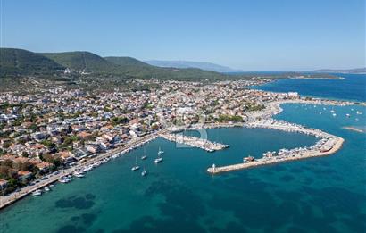 URLA ÇEŞMEALTI GÜVENDİK MAH. DENİZE 200 METRE İMARLI ARSA SATILIK