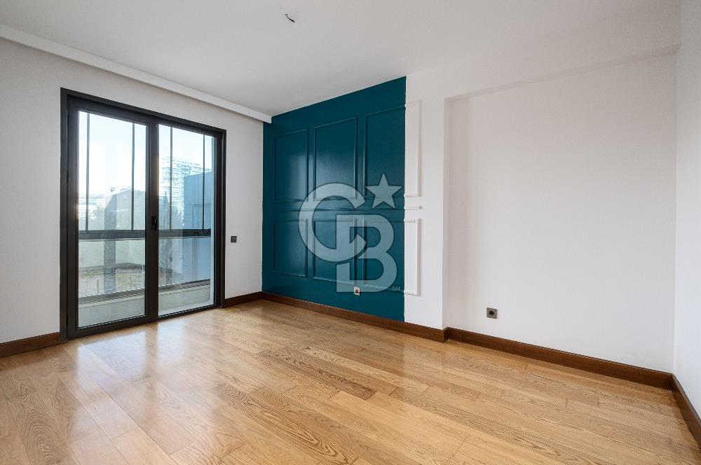 PARK CADDESİ PARK MAHAL SİTESİ 4+1 SATILIK LÜKS DAİRE