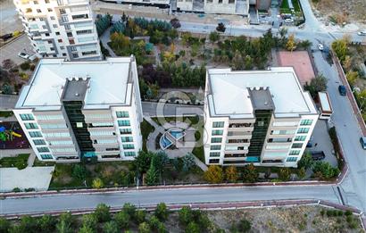 PARK CADDESİ PARK MAHAL SİTESİ 4+1 SATILIK LÜKS DAİRE