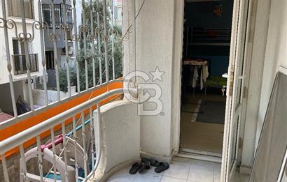 BOSTANLI'DA DENİZE YÜRÜME MESAFEDE TADİLATLI 2+1 SATILIK DAİRE