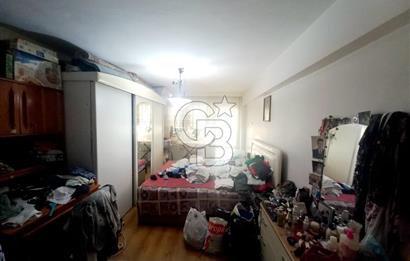 KONAK KARATAŞ'TA MERKEZİ KONUMDA 3+1 SATILIK DAİRE