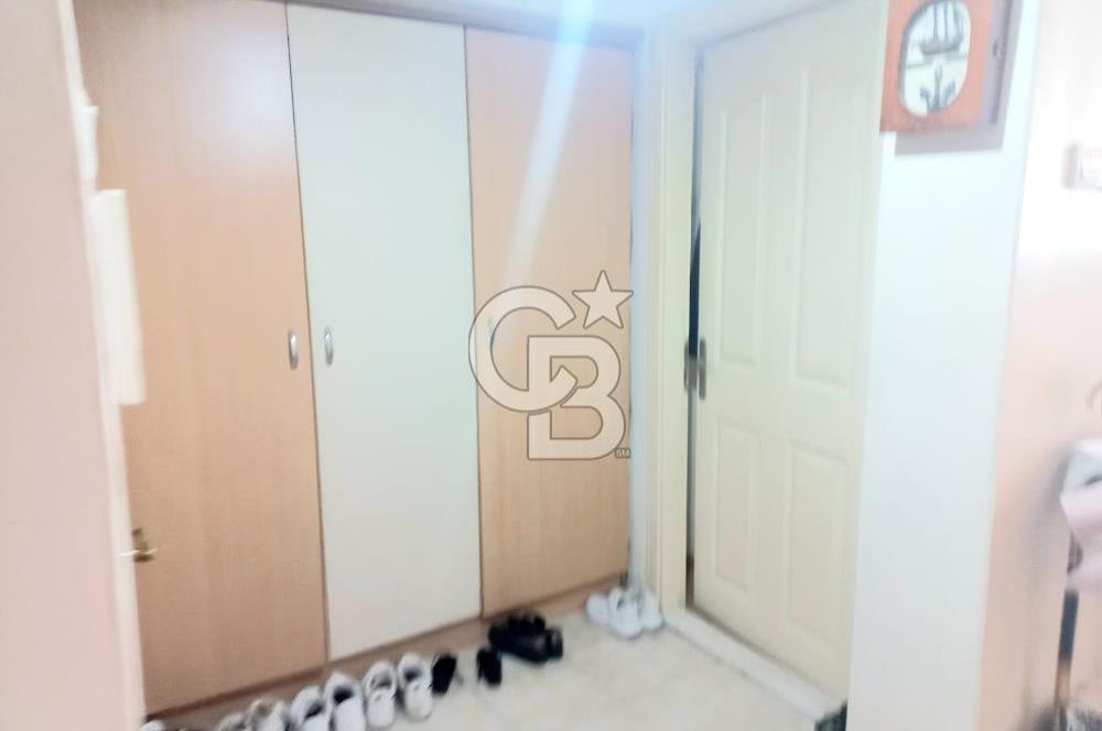 KONAK KARATAŞ'TA MERKEZİ KONUMDA 3+1 SATILIK DAİRE