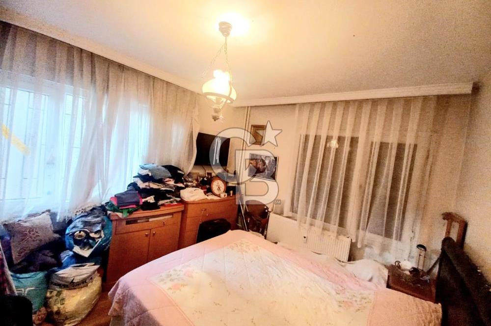 KONAK KARATAŞ'TA MERKEZİ KONUMDA 3+1 SATILIK DAİRE