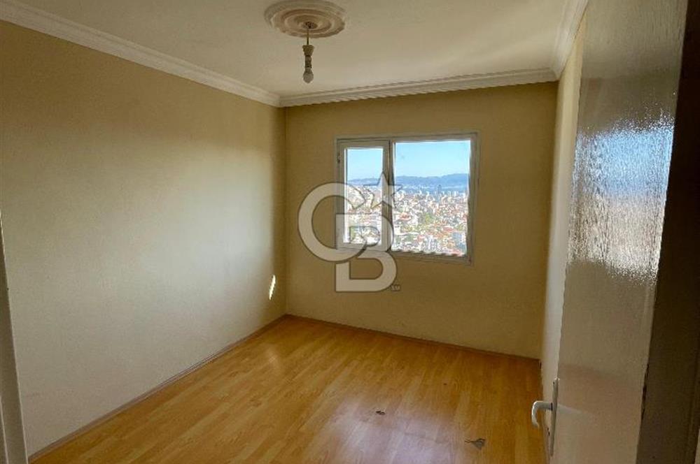  İzmir Çiğli Yakakent'te Deniz Manzaralı Kiralık 3+1 Daire