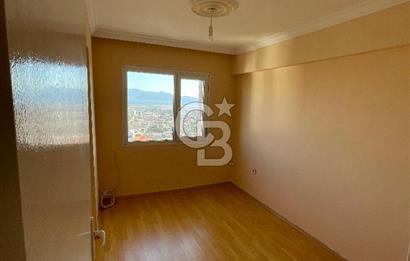  İzmir Çiğli Yakakent'te Deniz Manzaralı Kiralık 3+1 Daire