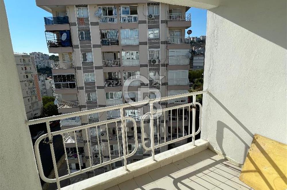  İzmir Çiğli Yakakent'te Deniz Manzaralı Kiralık 3+1 Daire