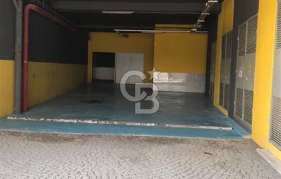 KADIKÖY NUHOĞLU YENİTEPE'DE B BLOK CADDE ÜZERİ 200 M2 DÜKKAN !