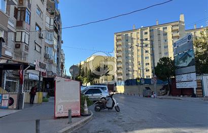 İzmir Yeşilyurt Ordu  Caddesinde Devren Kiralık Kadın kuaförü