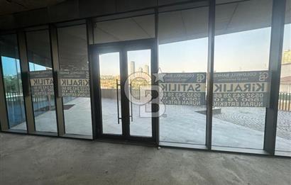 KADIKÖY NUHOĞLU YENİTEPE'DE B BLOK CADDE ÜZERİ 200 M2 DÜKKAN !