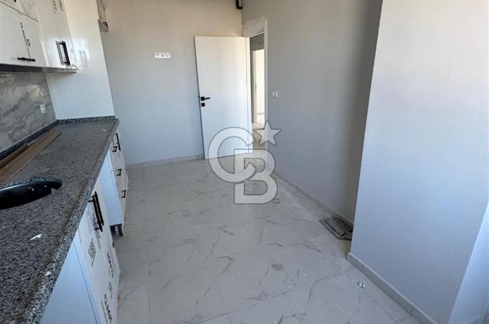 HADIMKÖY DE 3+1 EBVEYN BANYOLU BALKONLU SATILIK DAİRE